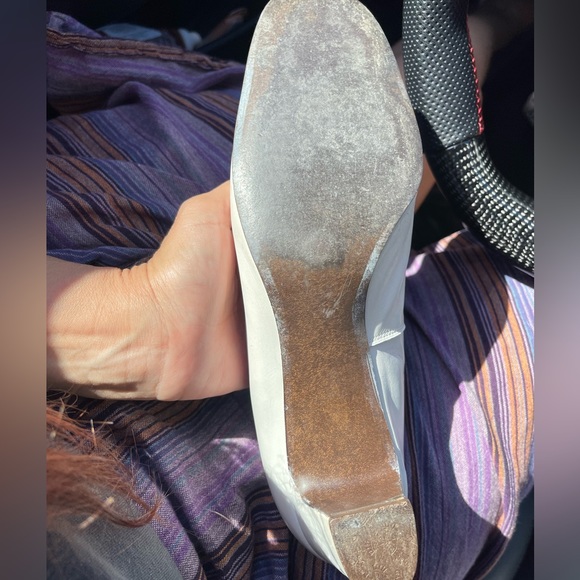 Vintage white mod leather shoes small heel Red Cross nurse sz 10 - Picture 6 of 9